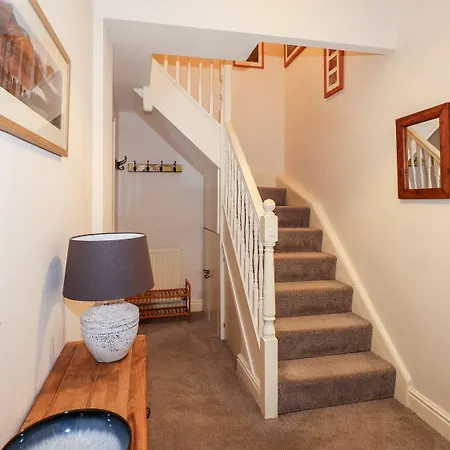 Walla Crag, Royal Oak House