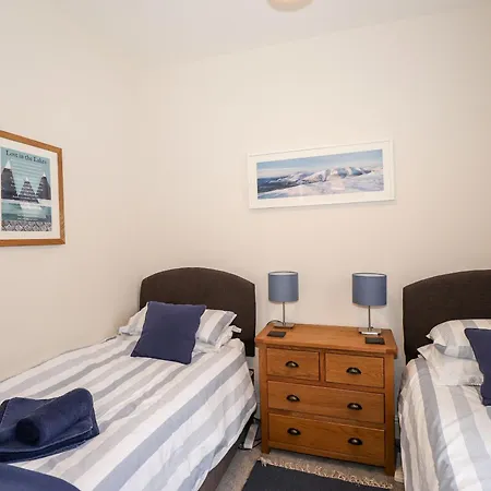 Walla Crag, Royal Oak House